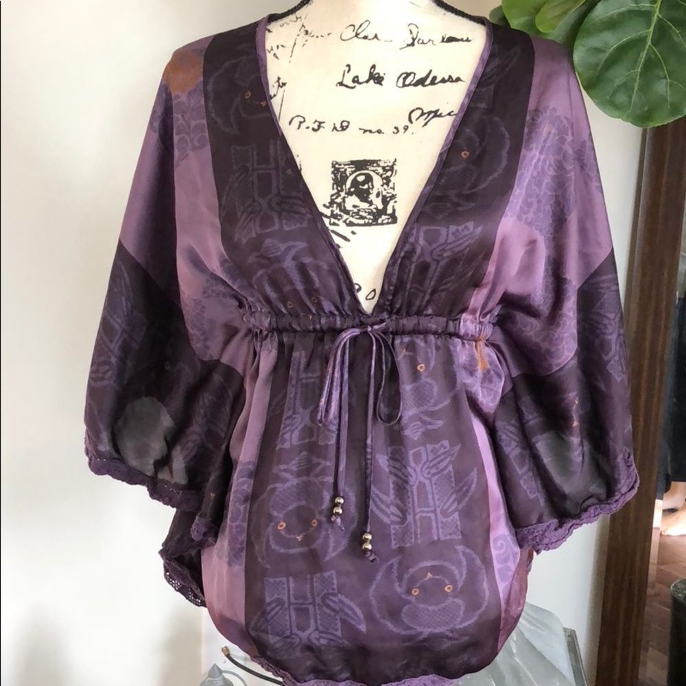 Vertigo Lace Kimono Top